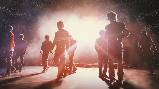 STRAY KIDS: THE DOMINATE EXPERIENCE